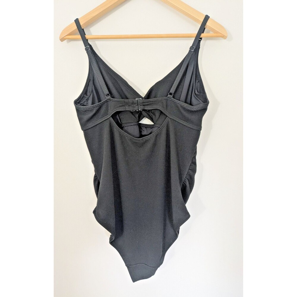 Old Navy Maternity SZ L Black Classic One-Piece Twist Front Nursing Swimsuit EUC - Picture 2 of 15